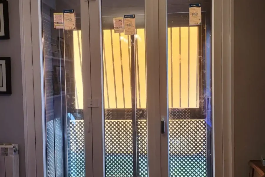 Puertas de PVC, seguridad y eficiencia