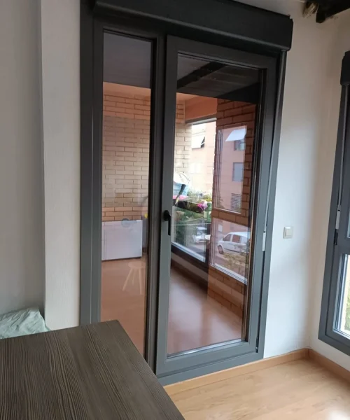 Cajón de persiana con aislamiento térmico