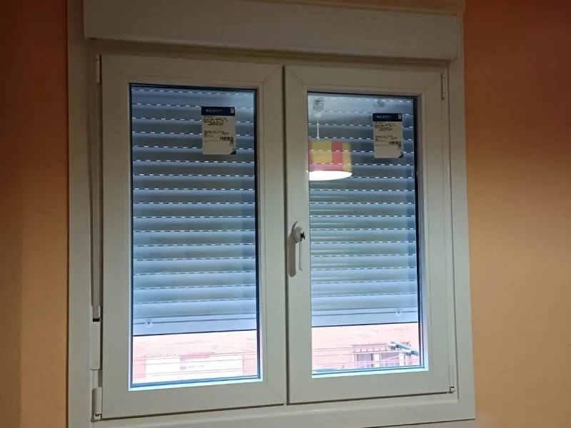 Instalación de persiana con cajón